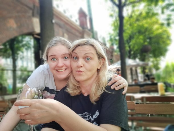 愚蠢的脸图片下载