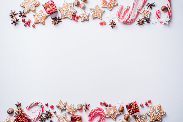 圣诞糖果及装饰品组成图片下载