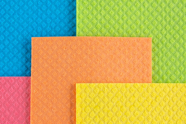 彩虹色纺织品。方形图案的彩色织物。抽象多色纹理背景。创意设计。图片下载