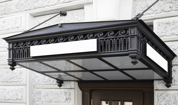 空白的白色矩形盒子上的复古伞模型图片下载