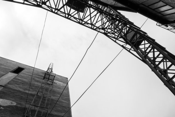 黑色和白色抽象的工业背景图片下载