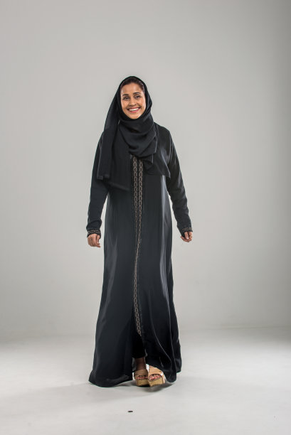 背景中的阿拉伯妇女图片下载