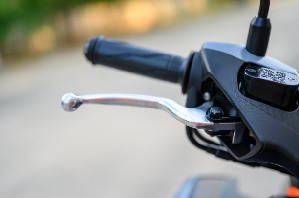 近距离的摩托车零件图片下载