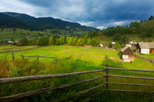 萨多瓦村的图片图片下载