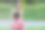 年轻美丽的女孩显示情感，快乐，快乐，幸福图片下载