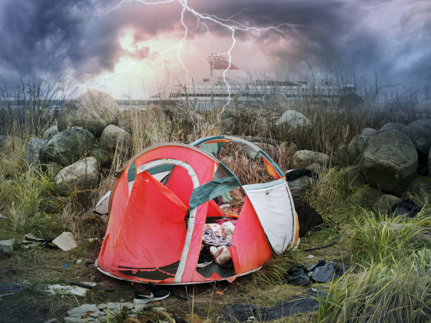 探险崩盘仍图片下载