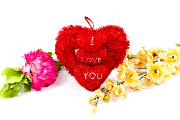 红色的爱心用织物织成图片下载