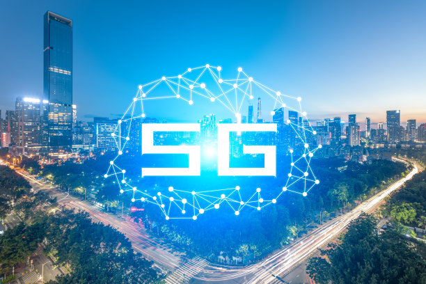 深圳是发展迅速的城市，数据网络空间繁忙图片下载