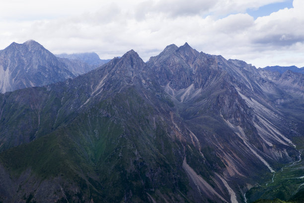 东西伯利亚的山脉。图片下载