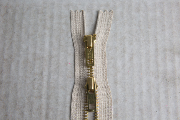 批发供应商裤子拉链，白色拉链毛衣，灰色7英寸口袋，7英寸口袋重型拉链，拉链工艺品图片下载