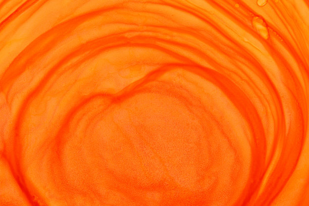 鲜橙色酒精墨水墙纸。手绘抽象水彩背景。画笔橙色中风。图片下载