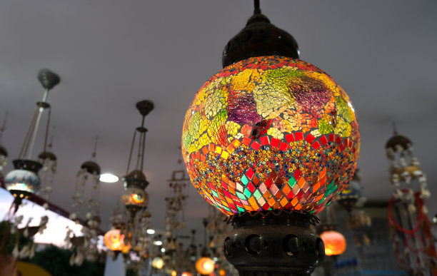 传统的阿拉伯灯。图片下载