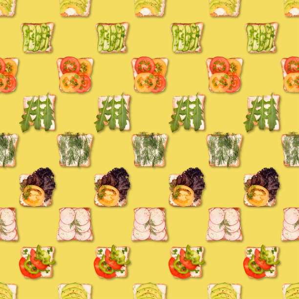 三明治或带有配料的吐司。图片下载