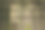 苗木放在窗户后面的架子上图片下载