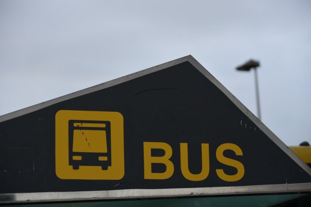 公共汽车站图片下载