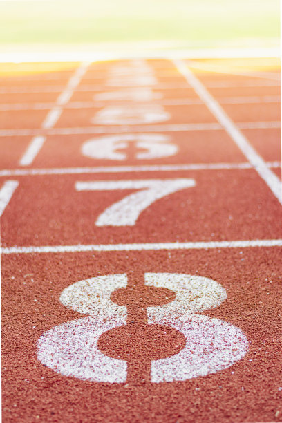 红色的跑道图片下载