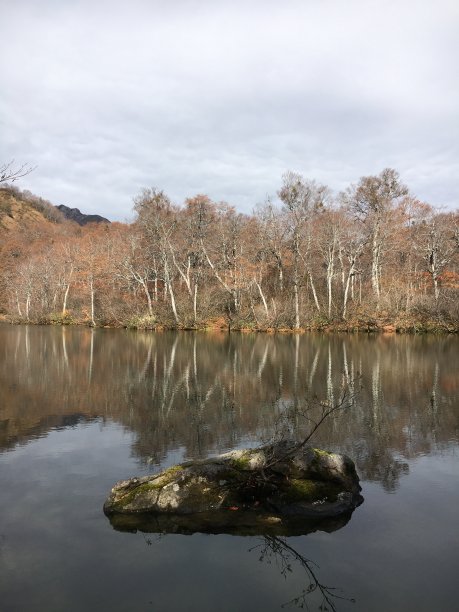 秋季湖图片下载