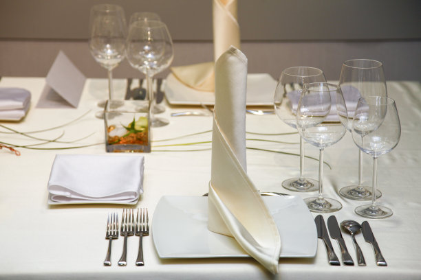 Hollyday表设置图片下载