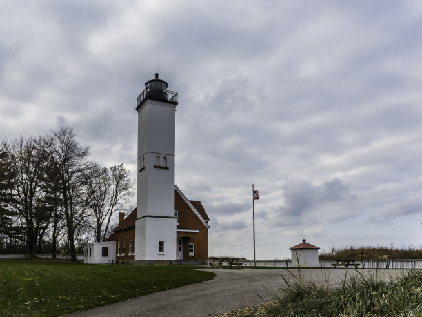 宾夕法尼亚州伊利的普雷斯克岛灯塔图片下载
