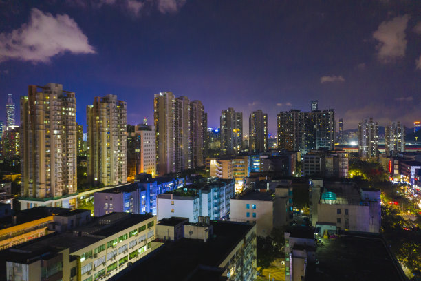 鸟瞰中国深圳的住宅区夜景图片下载