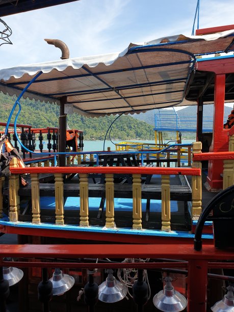 在Koh Chang的渔船图片下载