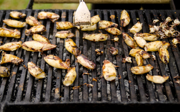 烤海鲜近了图片下载