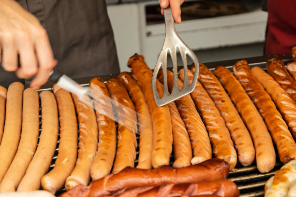 在街头小吃市场烧烤图片下载