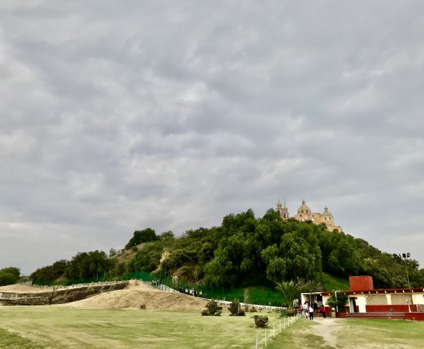 圣安德烈斯·德·乔卢拉图片下载