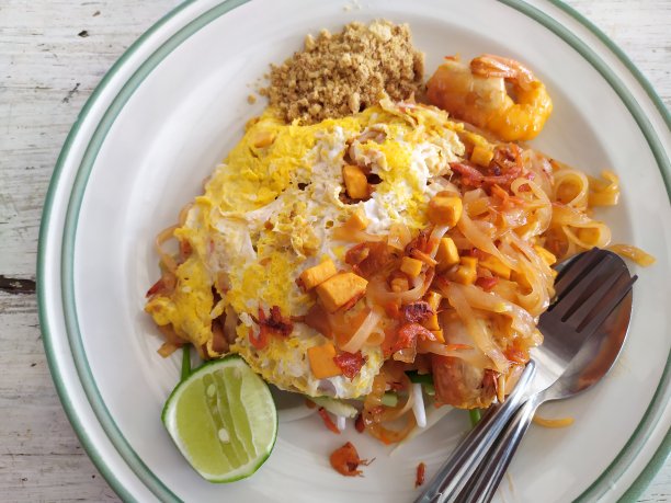 泰式炒粉美味的泰国食物图片下载