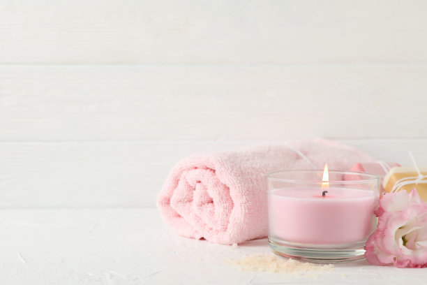 身体护理用品白色背景，文字空间图片下载