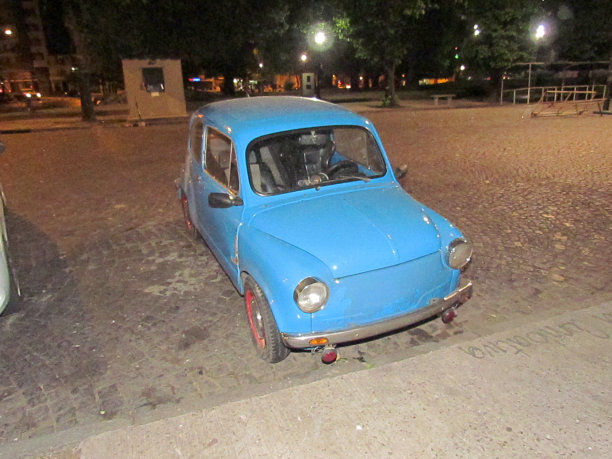 旧车在阿根廷很受欢迎。图片下载