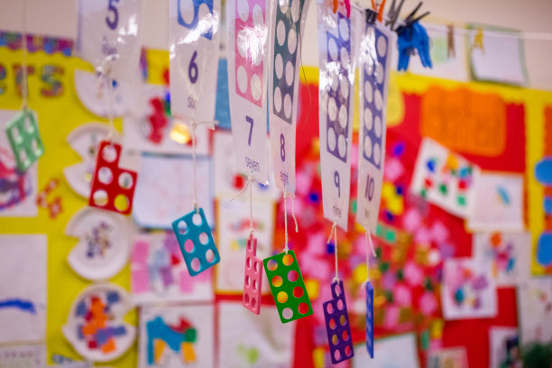 英国的小学幼儿园图片下载