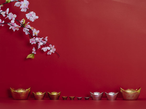 中国新年传统装饰以红色为背景(外文翻译为祝福、好运和富有)。空间的文本图片下载