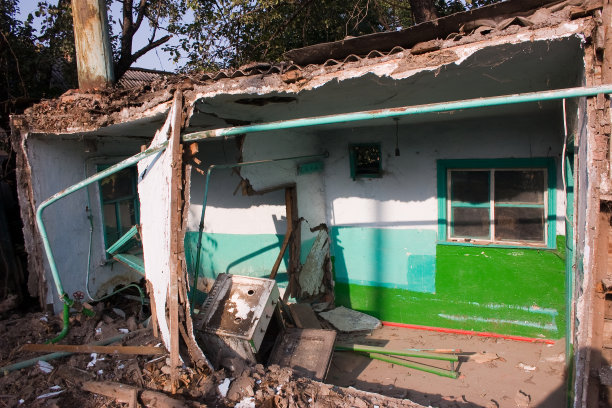 毁了老房子图片下载