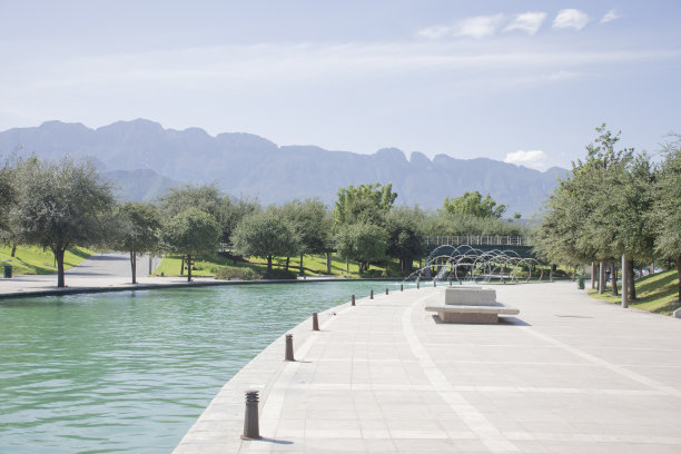从圣露西亚蒙特雷湖的观点图片下载