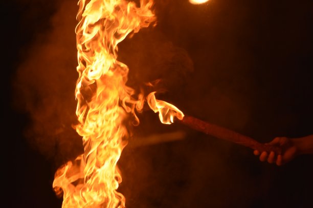 照明火炬图片下载