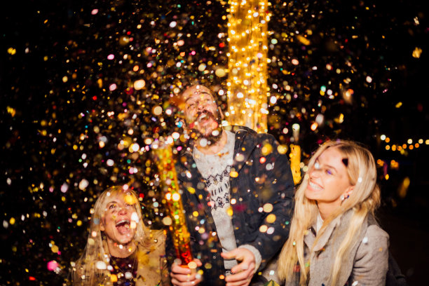 带着友谊走进新的一年图片下载