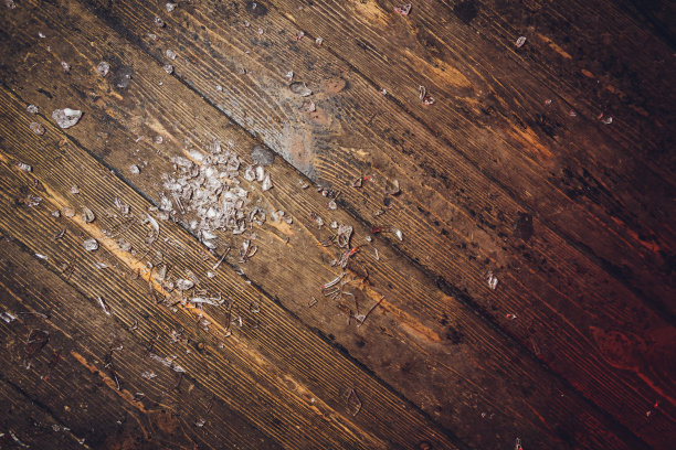 回收碎玻璃的背景。图片下载