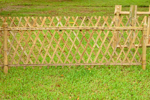 竹或藤栅栏图片下载