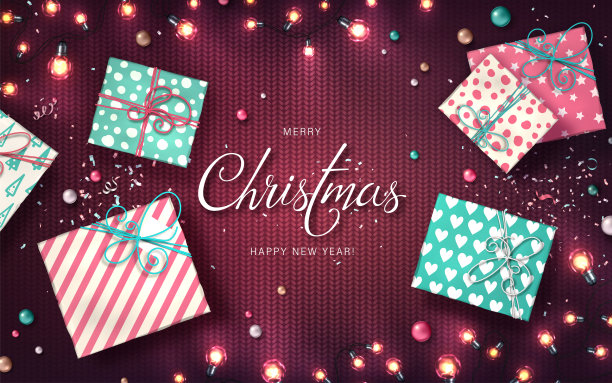 圣诞花环，彩灯，小装饰品，礼盒和五彩纸屑。假日背景与发光的LED灯泡在紫色针织纹理。圣诞装饰品，新年贺卡，海报。图片下载