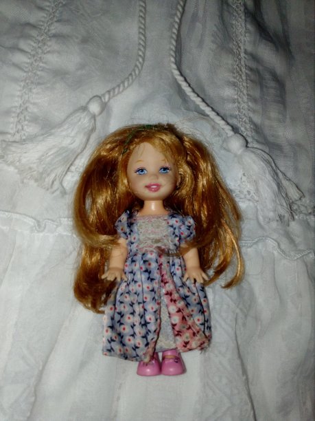 漂亮的洋娃娃图片下载