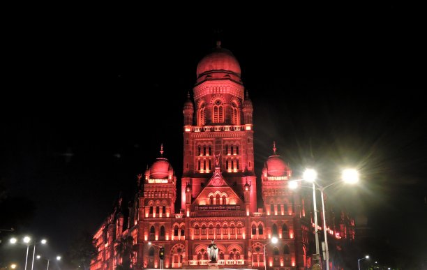 大孟买市政公司(MCGM)，也被称为布里汉孟买市政公司(BMC)，是马哈拉施特拉邦首府孟买的市政机构。它是印度最富有的市政公司。图片下载