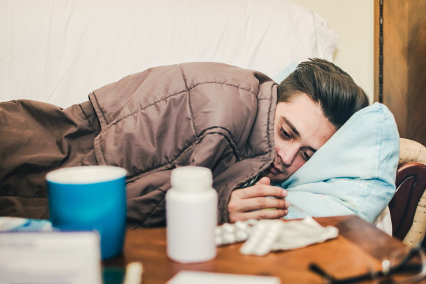 病床上的病人照片图片下载