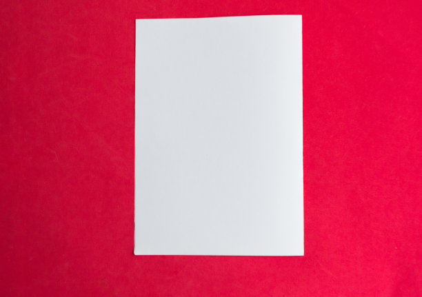 白色模型空白的红色背景图片下载