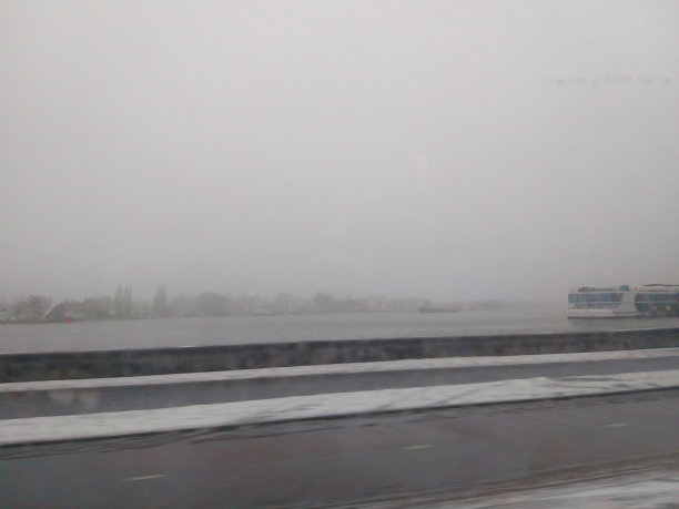 海岸线在冬天图片下载