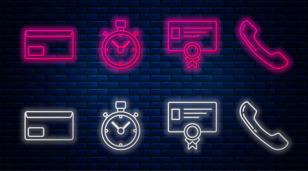设置秒表，证书模板，信封和电话听筒。砖墙上发光的霓虹灯图标。向量图片下载
