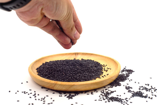 黑色的芝麻图片下载