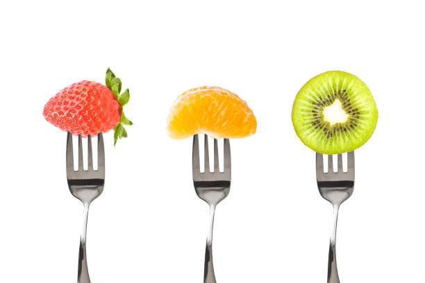 叉与水果孤立在白色背景图片下载