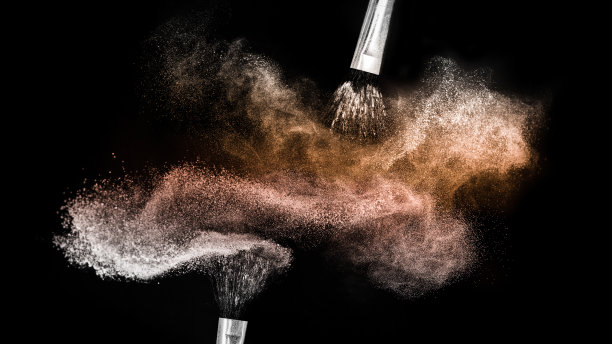 活珊瑚色的一年，粉飞溅图片下载