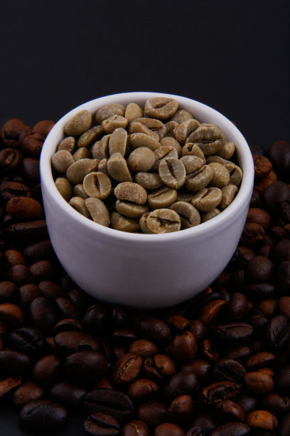 白色咖啡豆图片下载